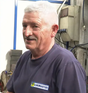 <em>Hernesto R.</em>